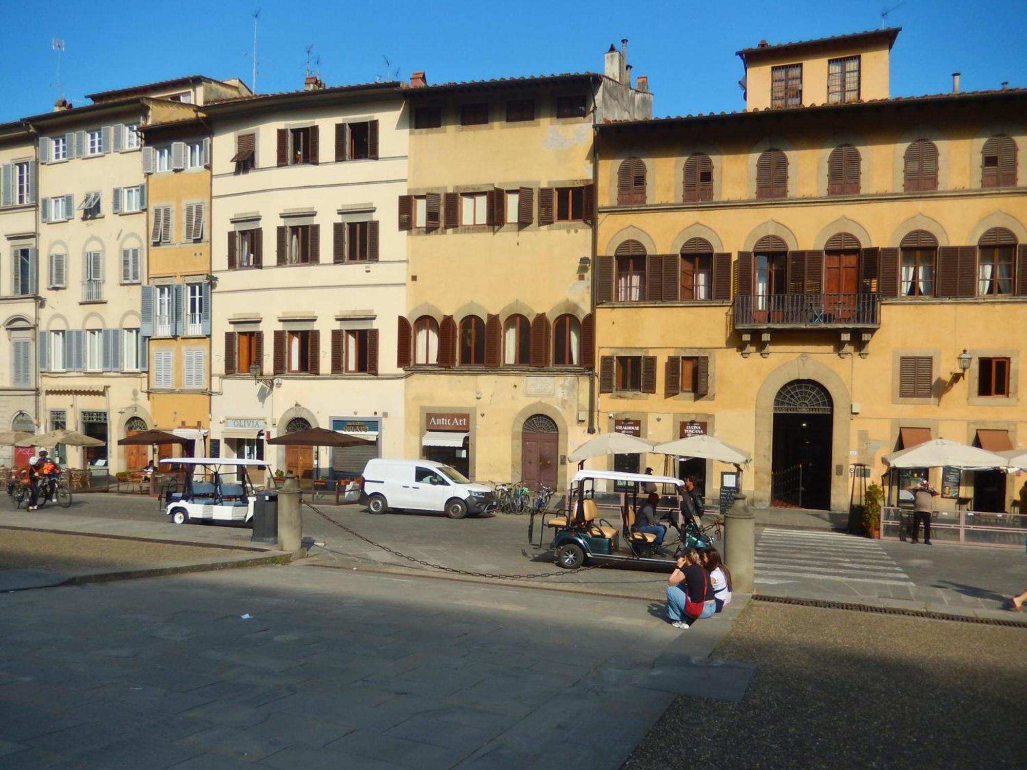 Panoramic View 2 Pitti Palace Close 2Ponte Vecchio Флоренция Екстериор снимка